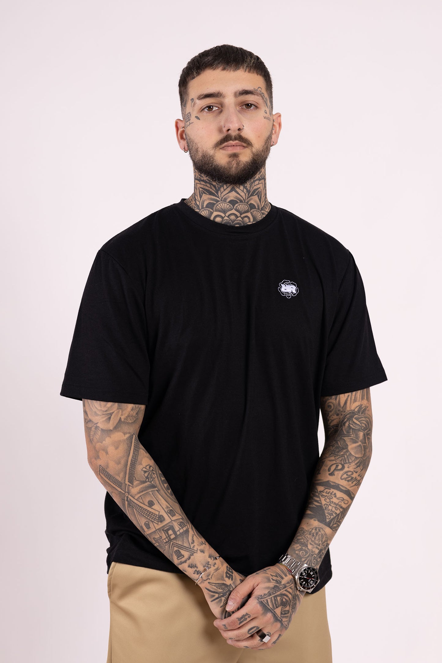 ROZERTYS RR PLAIN BLACK TEE