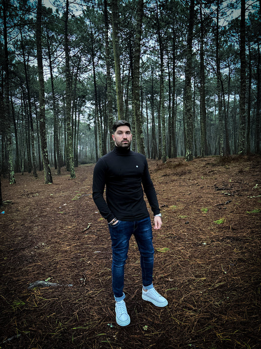 Rozertys Black Turtle Neck
