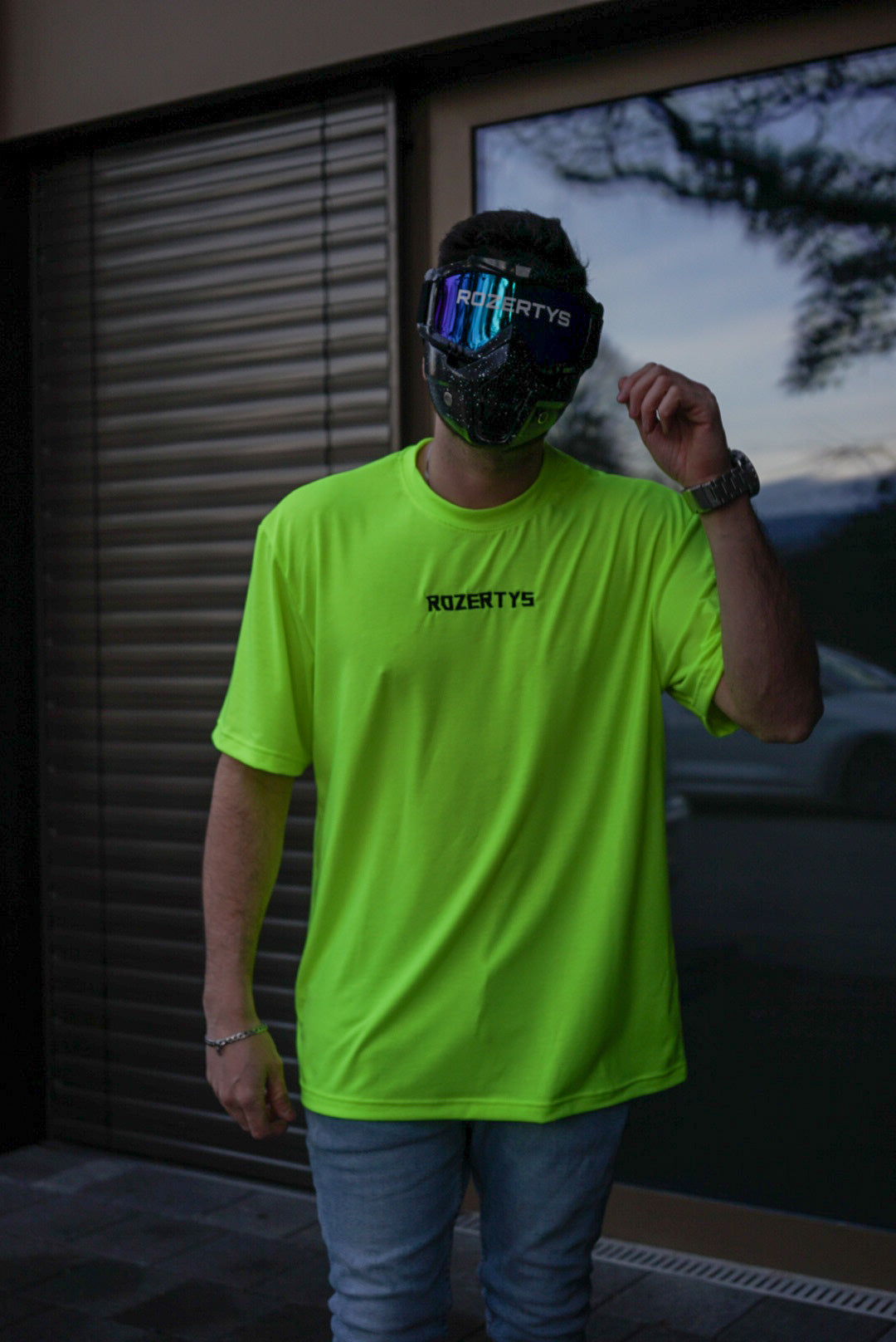 ROZERTYS EMBROIDERY FLUO OVERSIZE TEE